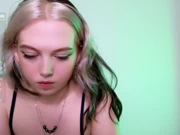 webcam girl small_blondee image #4768269