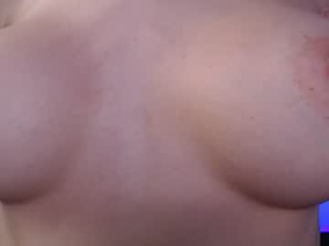 webcam girl holy_crap__ image #4403340