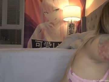 webcam girl petite_fuck image #3317119