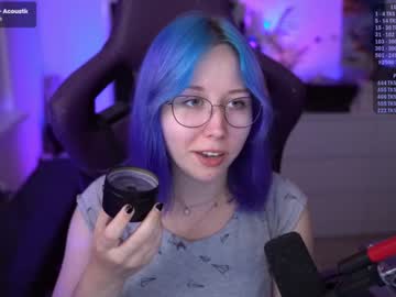 webcam girl blue_mooncat image #7439453