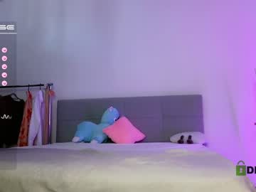 webcam girl small_blondee image #4732900