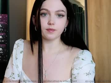 webcam girl small_blondee image #6666678