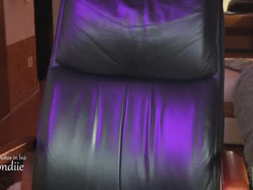 webcam girl bestblondiiecb image #3848326