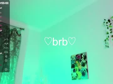 webcam girl small_blondee image #3937581