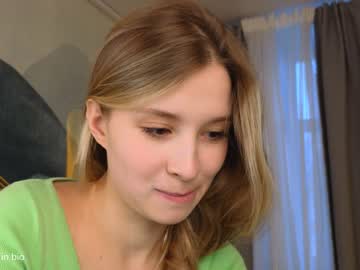 webcam girl milablush image #4011833