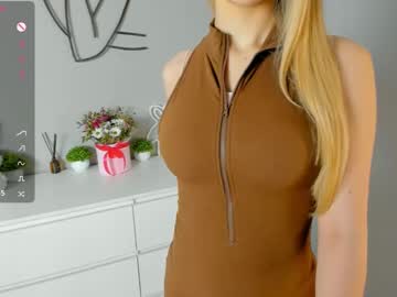 webcam girl chika_love24 image #8888230