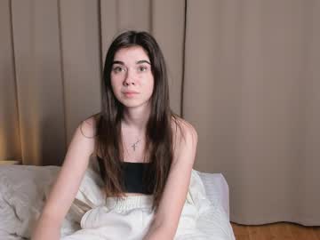 webcam girl katiebarfield image #9520983