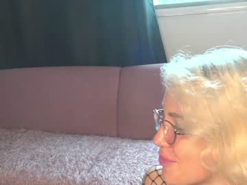 webcam girl xtina__ image #2290338