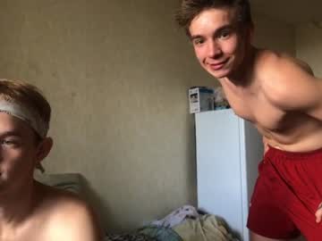 webcam man stralght_twinks image #2614477