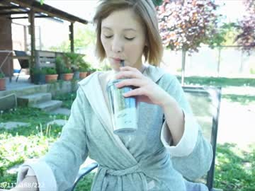 webcam girl yournaughtypixie image #6763406