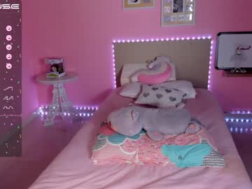 webcam girl little_effy18 image #2402760