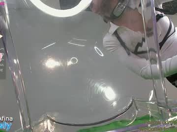 webcam girl queenafina image #3312511