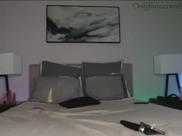webcam couple ari_lovexo image #2795621