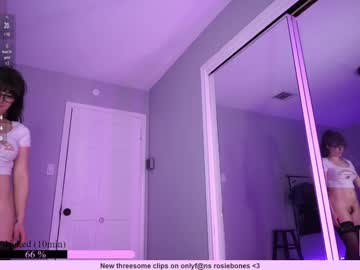 webcam girl rosiebones image #8625504