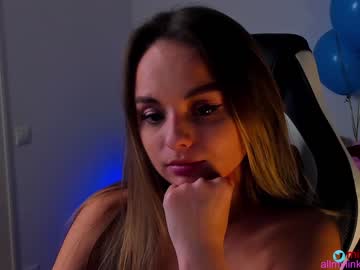 webcam girl misss_vikki image #2845573