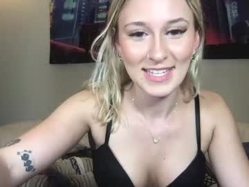 webcam girl scarlettsantana_ image #3048283