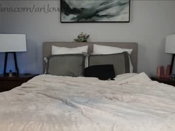 webcam couple ari_lovexo image #5008378