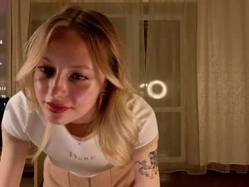 webcam girl lynettedendy image #9498427