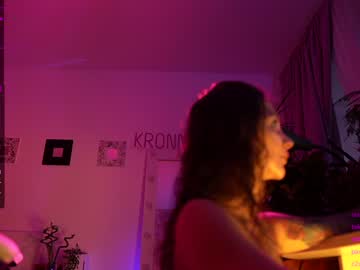 webcam girl kronniekray image #2020589