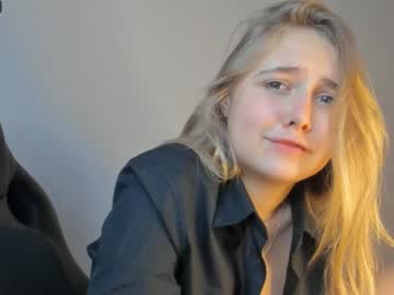 webcam girl pewdieevaa image #5166378