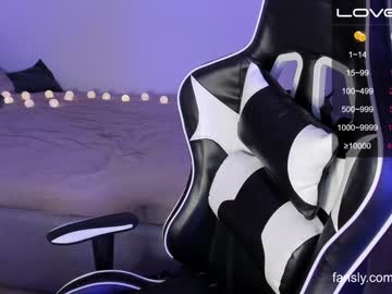 webcam girl moonless_ image #1689940