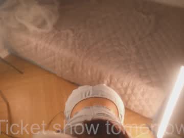webcam girl younayuna image #9640223
