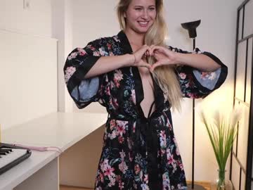 webcam girl stella_and_stephan image #7831050