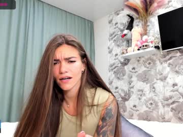 webcam girl joconda image #2597639