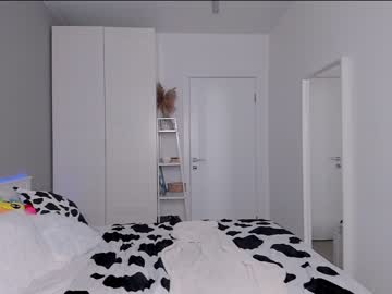 webcam girl jennifer_ewans image #5024974