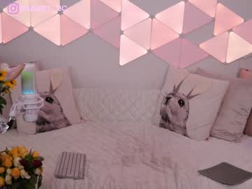 webcam girl taanni_bc image #4853031