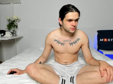webcam couple lilkimhugoash image #7908695