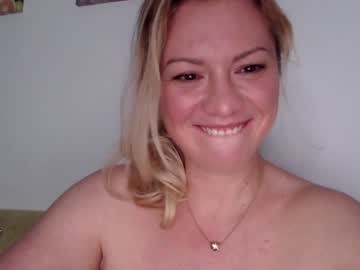 webcam girl kiradivine image #2056445