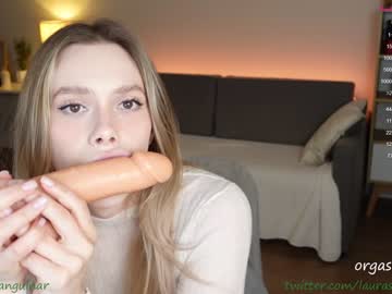 webcam girl laura_sanguinar image #4890812