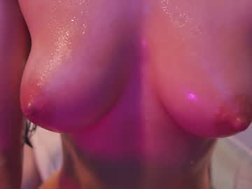 webcam girl lucie_beltran image #6838161