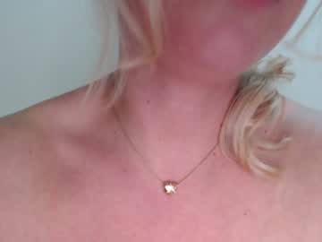 webcam girl kiradivine image #1912723