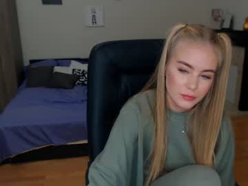 webcam girl monika_harper image #423395