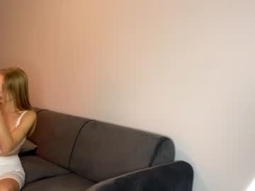 webcam girl sunny_day1 image #5475221