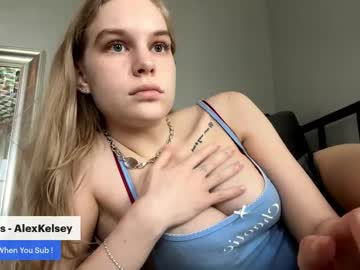 webcam girl okaybells image #9506569