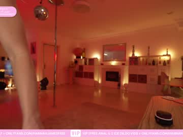 webcam girl hannahjames710 image #3910330