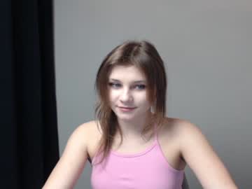 webcam girl relax_nina image #639559