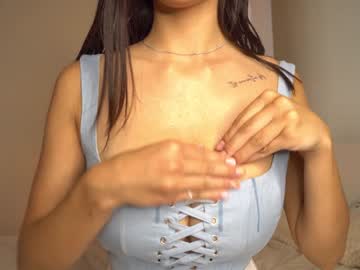 webcam girl cassandra_diaz image #7423620