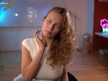 webcam girl chillwithkira image #4256125