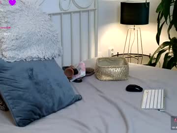 webcam girl ginnybabe_ image #8679446