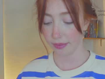 webcam girl niilaa image #9100765