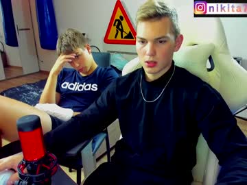 webcam man ali_bruin image #5034441