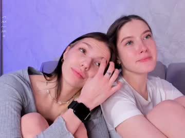 webcam couple lillycaitlin image #5697530