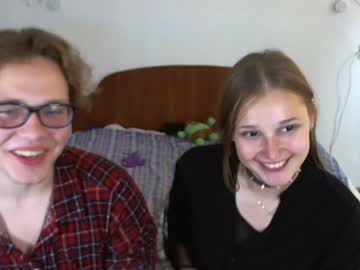 webcam couple nikolkdman image #4617170