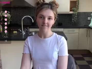 webcam girl lucydelovely image #3996952