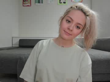 webcam girl honey_sunshine image #2228389