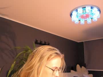 webcam girl linellali image #2974317